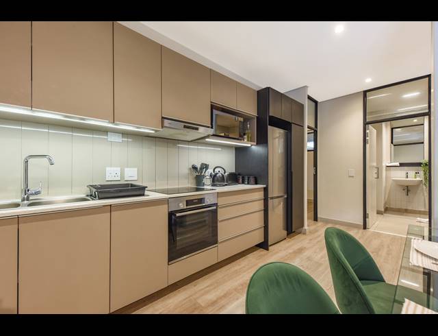 2 BEDROOM APARTMENT FOR SALE IN SANDOWN